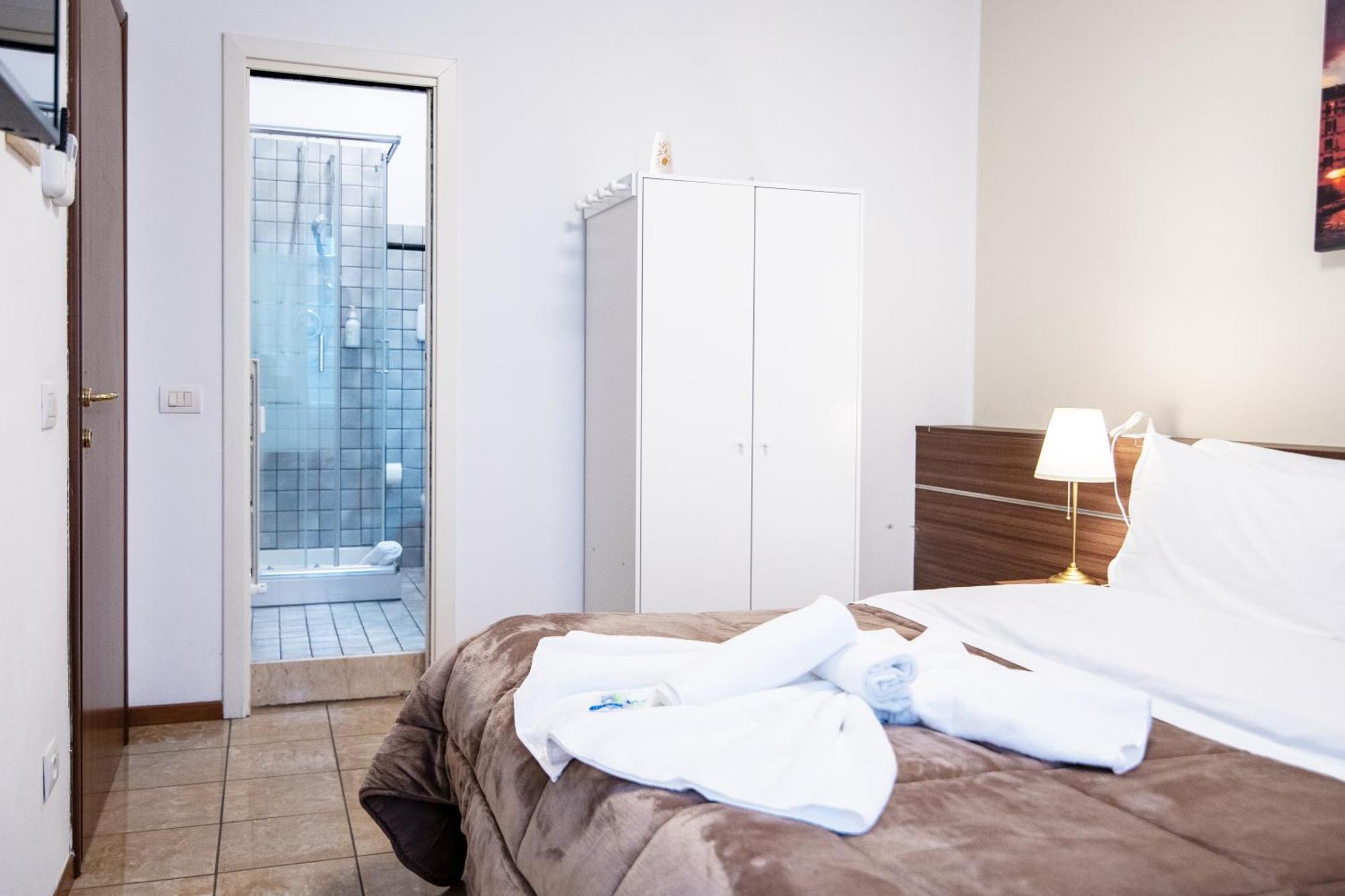 Vitti's 5 Guest house