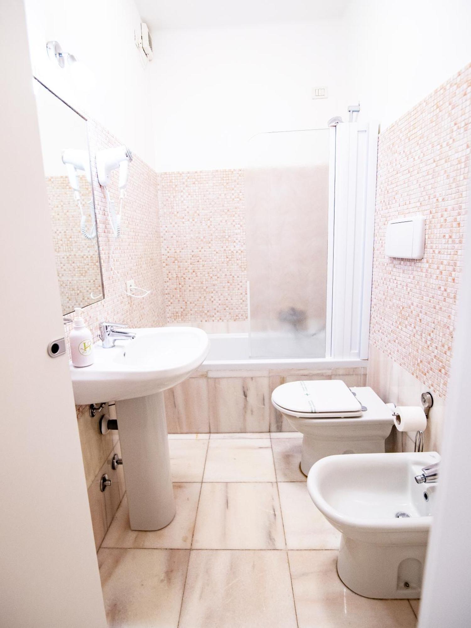 Guest house Vitti's 5 *